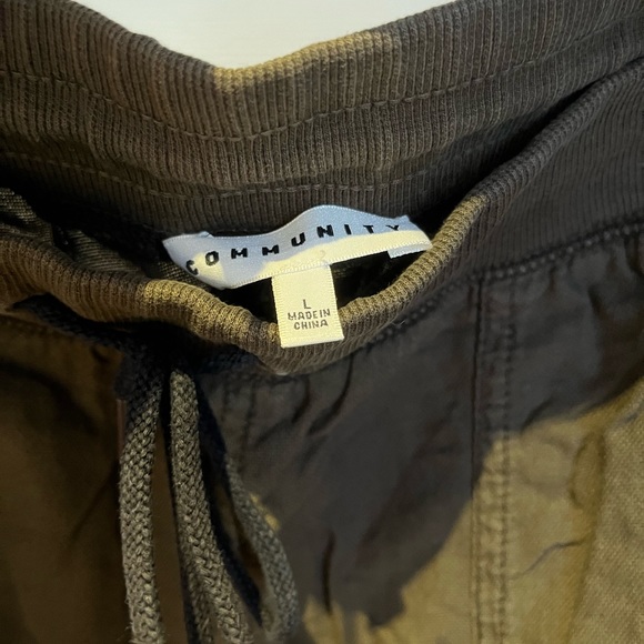 Aritzia Pants - Picture 2 of 2